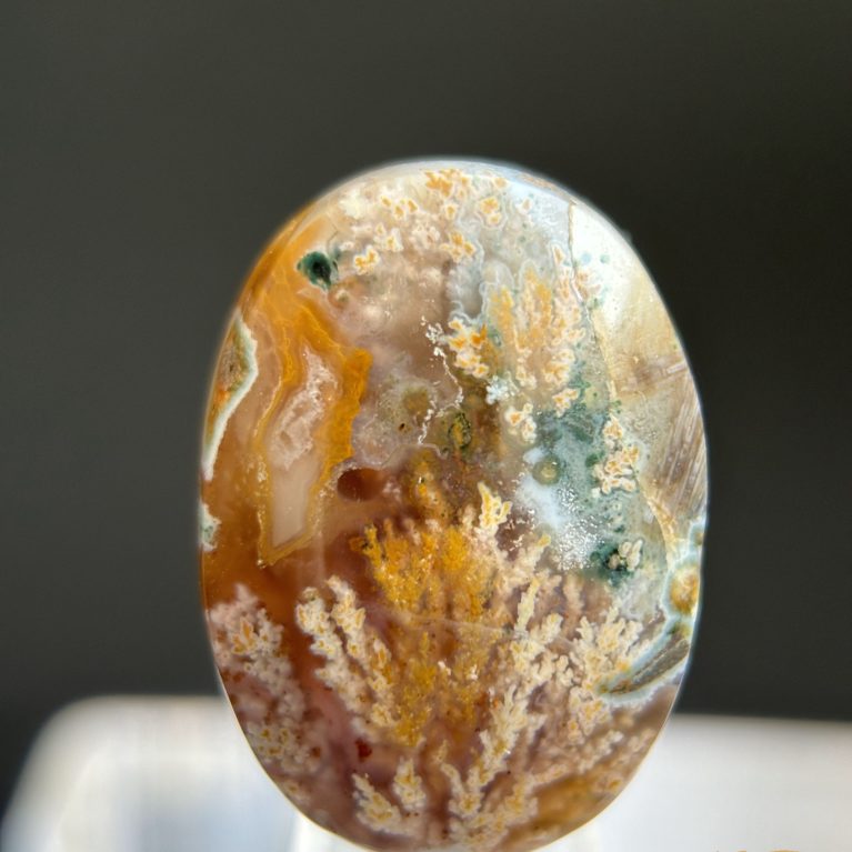 natural moss agate