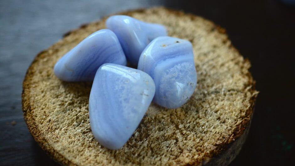 Agate Properties on the Body