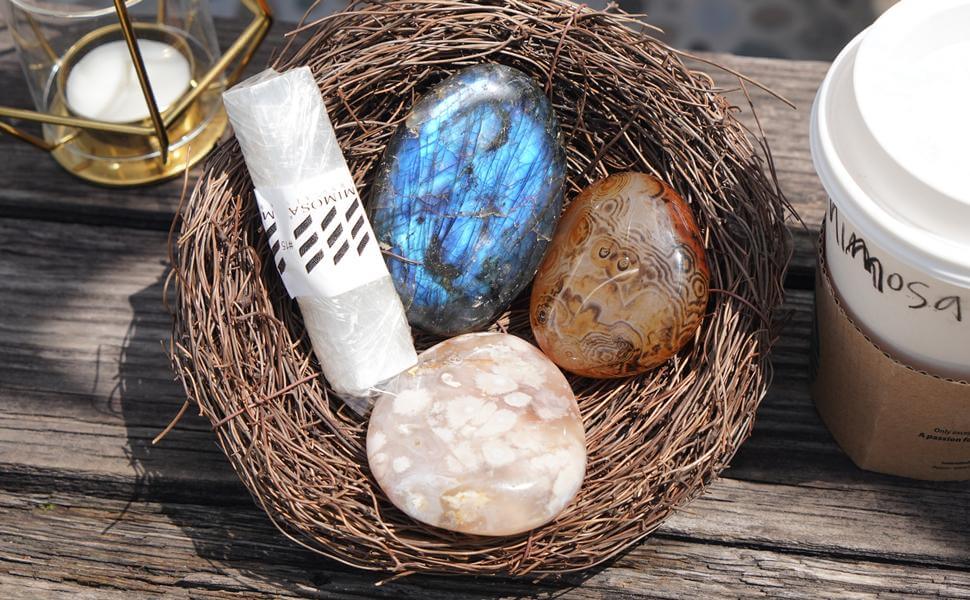 Agate Properties on the Body