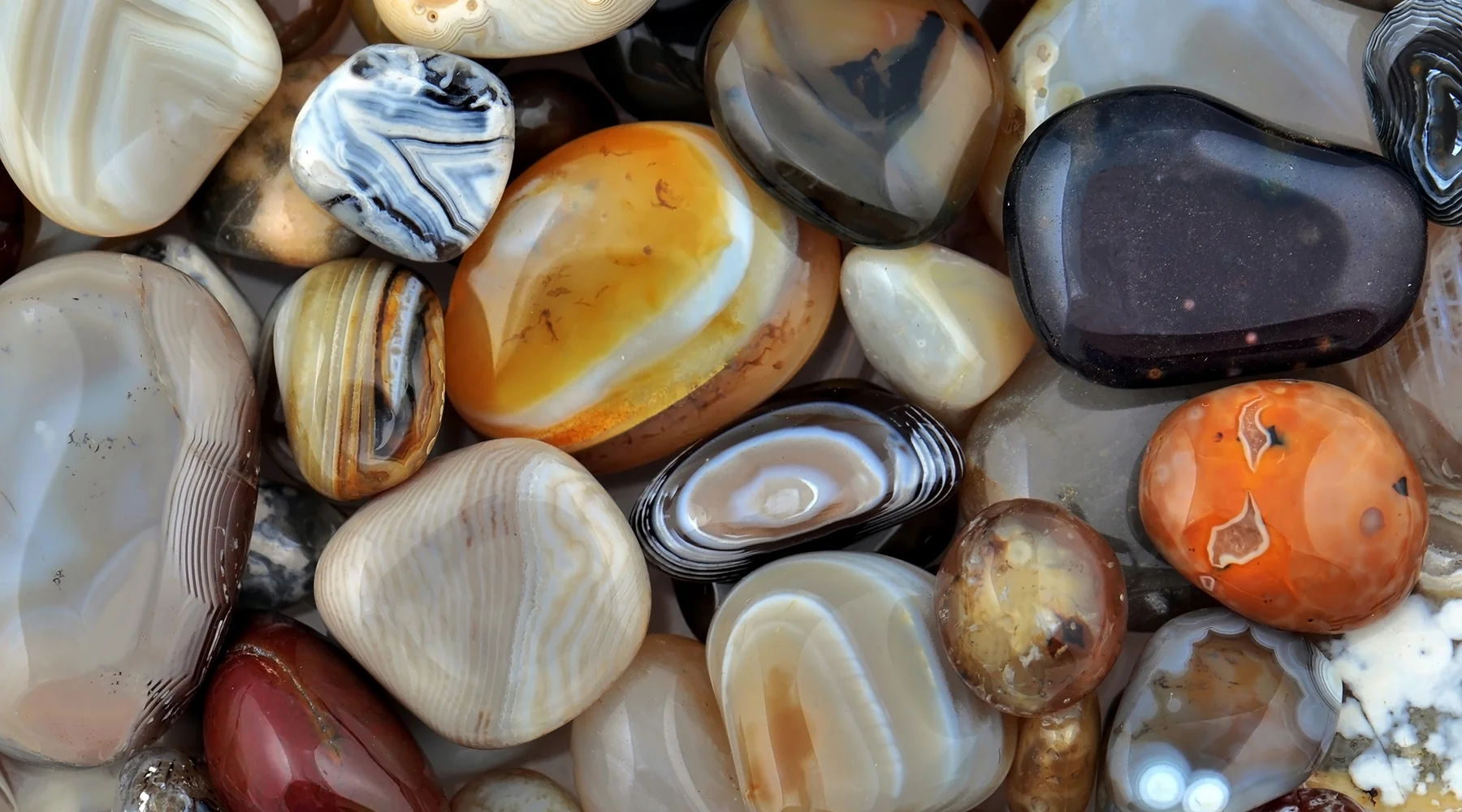 Formation of Agate