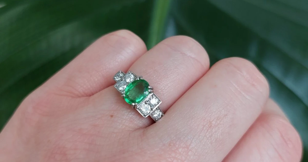 Demantoid Garnet: A Unique Choice for Engagement Rings