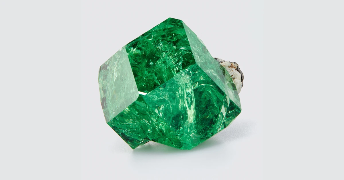 Tsavorite: Demantoid Garnet vs Tsavorite