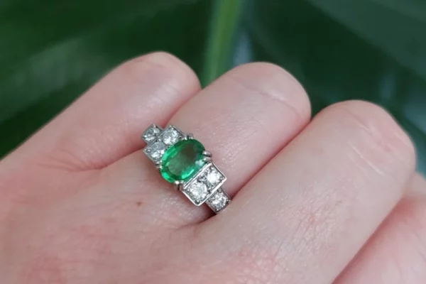 Demantoid Garnet: A Unique Choice for Engagement Rings